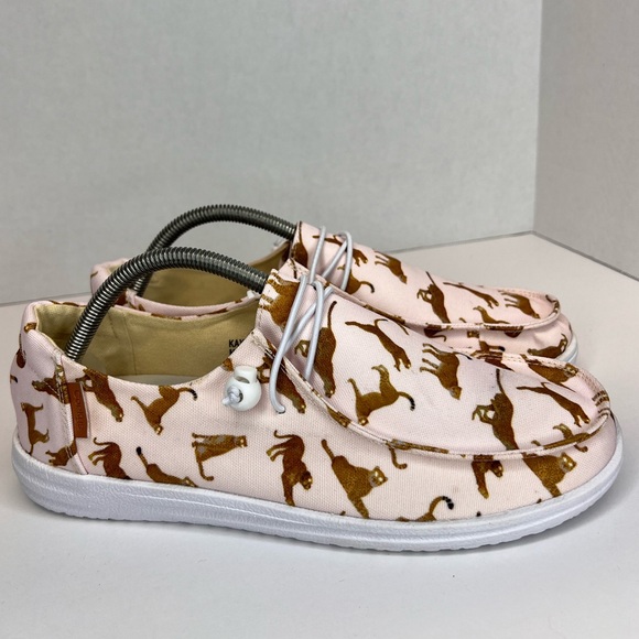 Corky’s Kayak Pink Cheetah Print Shoes Canvas NWOB Size Women 11 - Picture 2 of 16